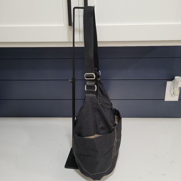 Baggallini Hobo Tote Nylon Adjustable Shoulder Strap Pockets Zip Center - Picture 2 of 10